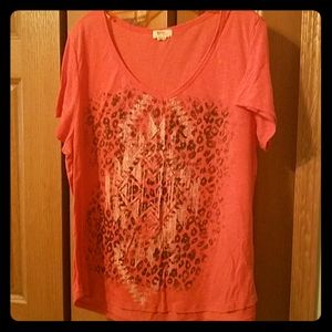 Coral Tshirt with pattern